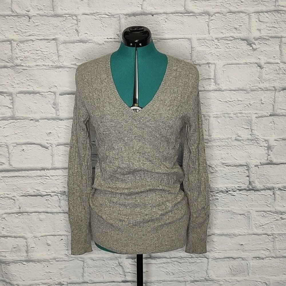 CHRISTOPHER Fisher women's grey V - neck 100% cashmere pullover sweater Sz M